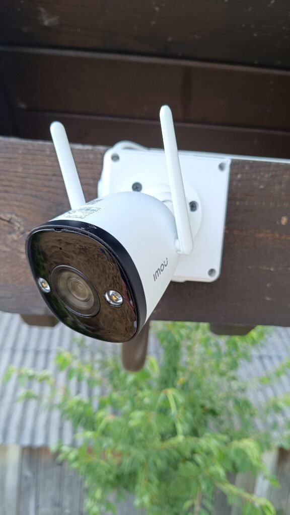 Montaj camere de supraveghere în Frătăuții Vechi, județul Suceava! 📹🛡️